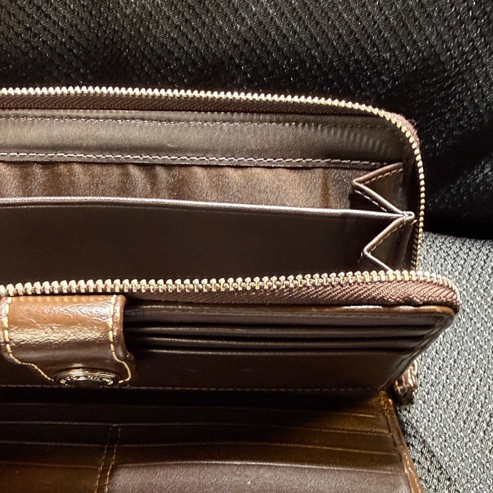 Coach monogram  Brown and Tan bifold Zip Wallet - Picture 8 of 16